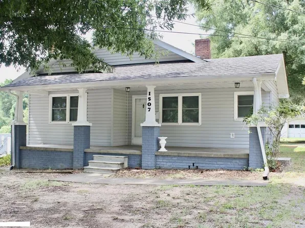 1507 Westover Dr, Danville, VA 24541
