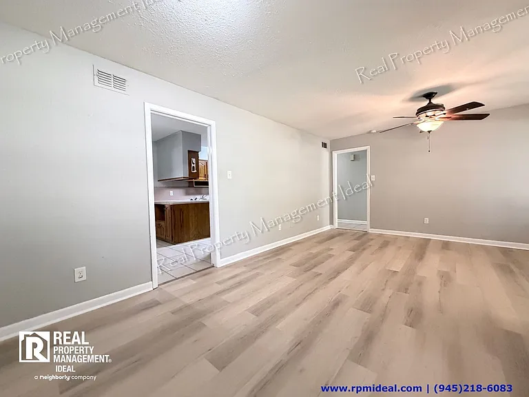 619 Midvale Dr — Photo 7