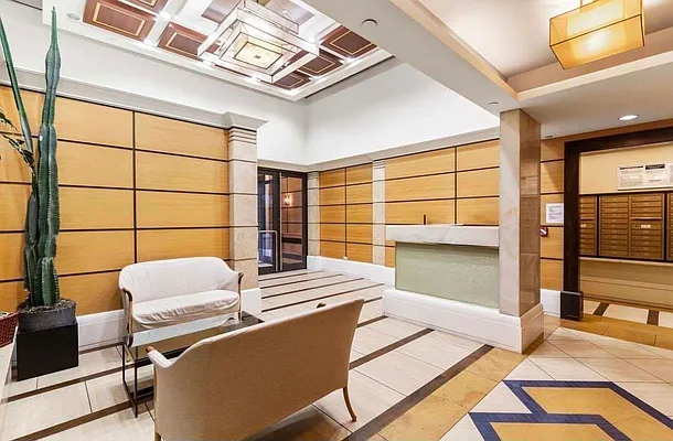 Rented by REAL New York | media 33