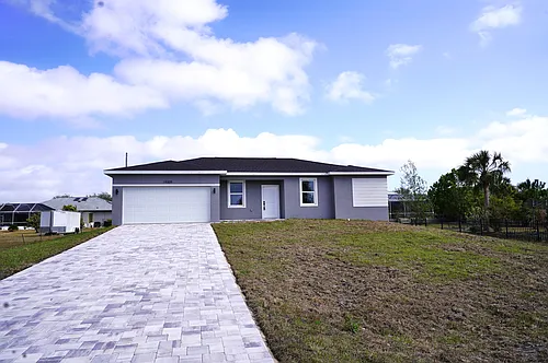 19309 Midway Blvd Photo 1