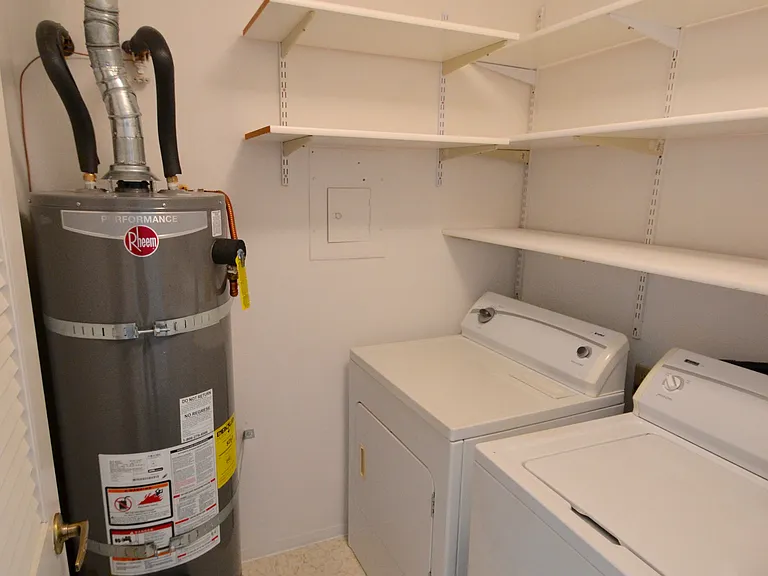 2436 N Main St #H — Photo 10