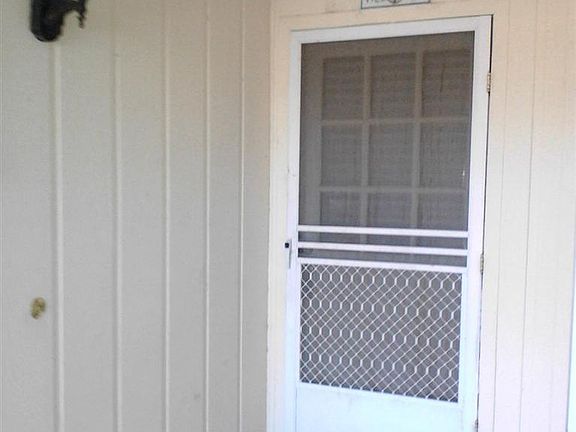 2nd image of 27535 Lakeview Dr #22
