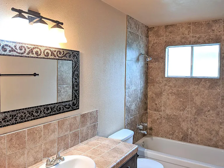 345 E Encore Dr — Photo 8
