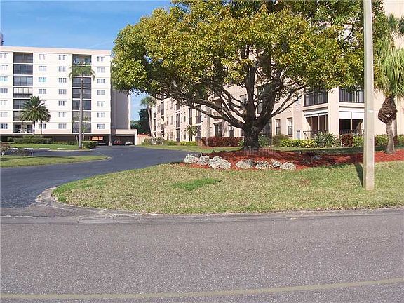 2nd image of 19029 Us Highway 19 N APT 26102