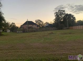 1336 Chariot Dr, Baton Rouge, LA 70816