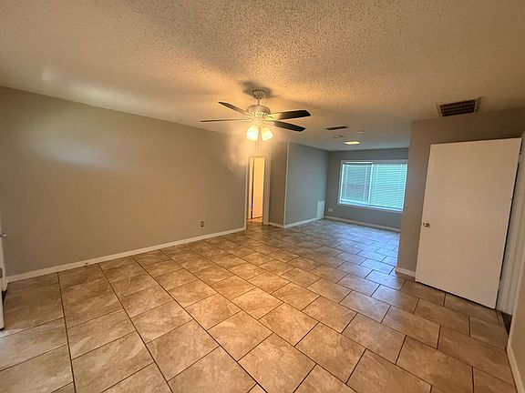 3rd image of 4109 31st St