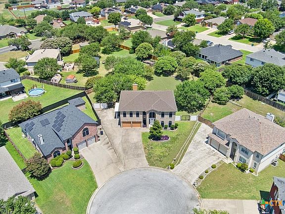 3rd image of 111 Missouri Dr