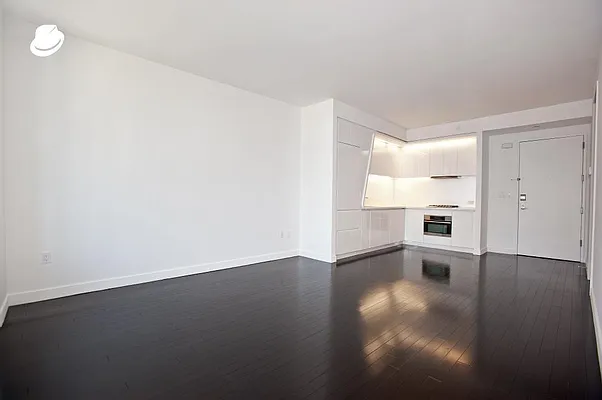 Rented by Level Group | media 12