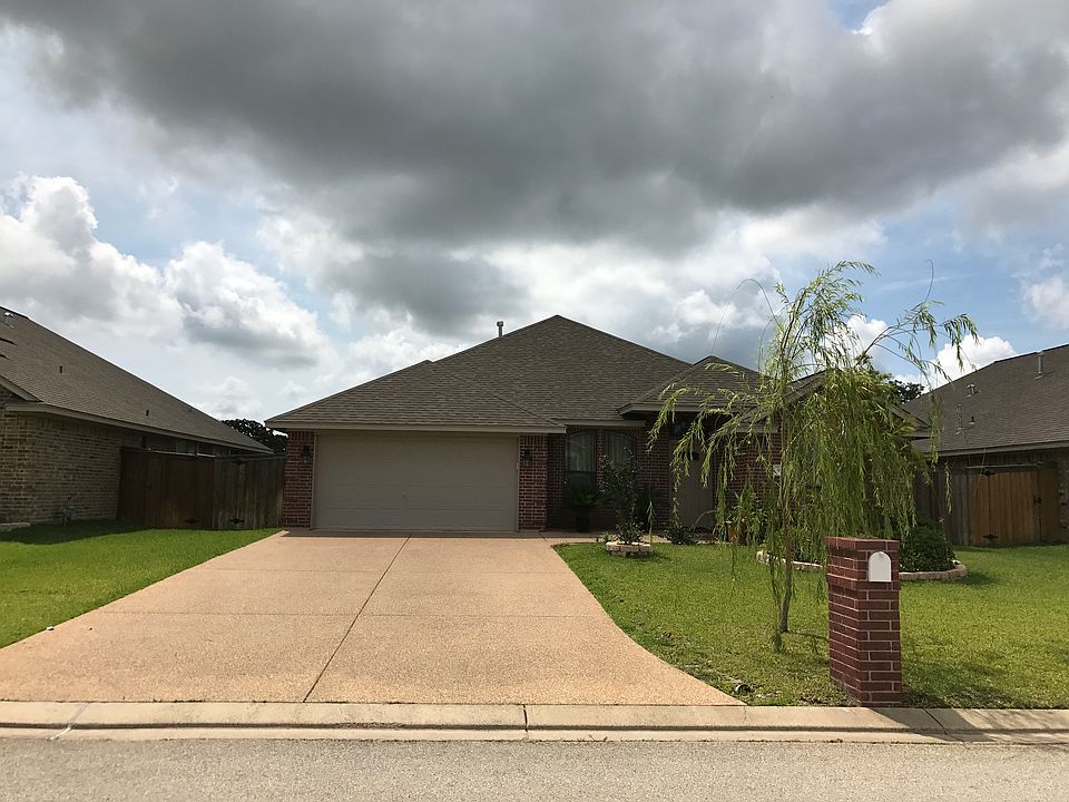 1st image of 918 Barchetta Dr