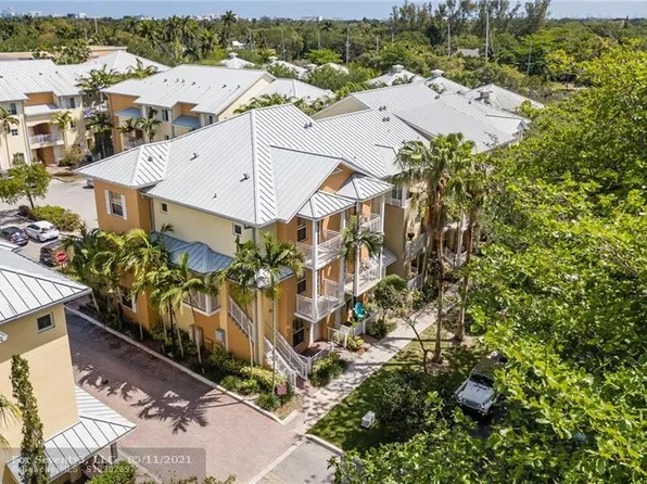 400 SW 14th Ave, Fort Lauderdale, FL 33312