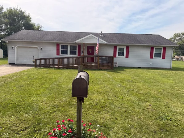 1927 W 11th St, Marion, IN 46953