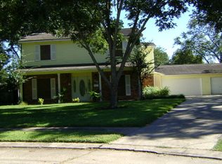 58 Ash Ct, Lake Jackson, TX 77566