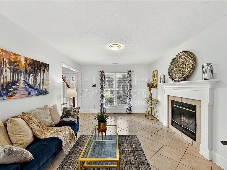 8413 Red Setter Ln — Photo 8