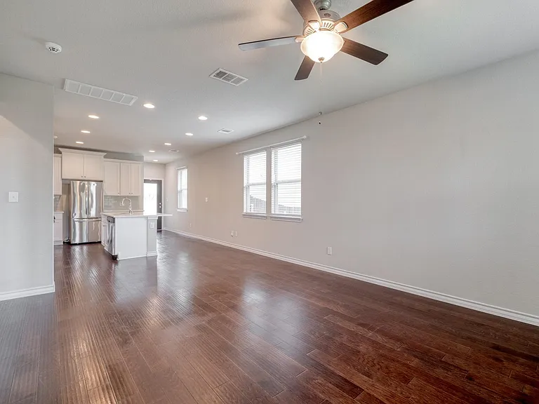 224 Eves Necklace Dr — Photo 12