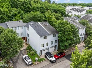603 Ilyssa Way, Staten Island, NY 10312