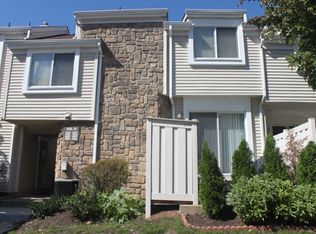 1093 Schmidt Ln, North Brunswick, NJ 08902
