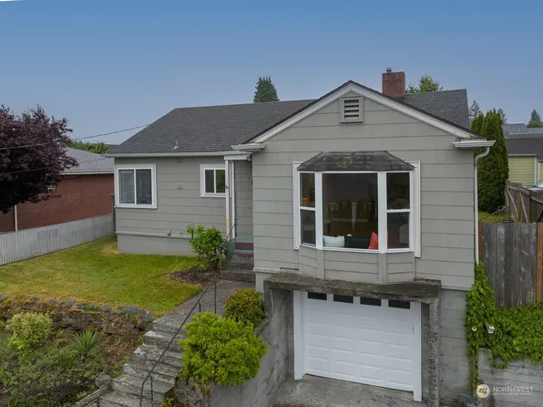 2011 15th Street, Bremerton, WA 98337