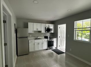 818 Elizabeth St APT 2, Key West, FL 33040