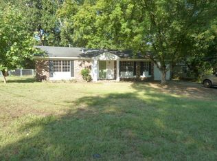 1820 Aaron Rd, Tallahassee, FL 32303