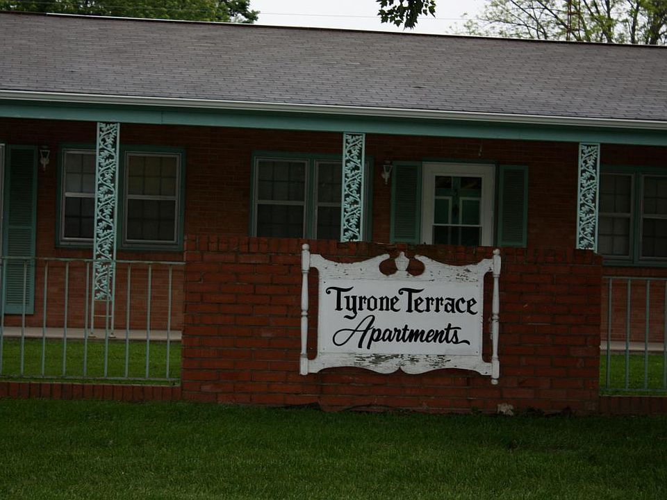 1st image of 101 N Tyrone Dr APT 02