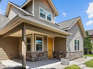 15360 N Nixon Loop, Rathdrum, ID 83858