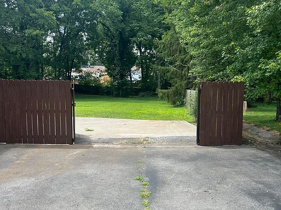 5th image of 9532 Sarasota Dr