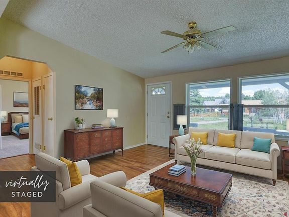 3rd image of 212 Periwinkle Drive