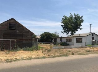 1904 E Crabtree Ln, Porterville, CA