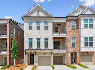 427 Burton Dr, Alpharetta, GA 30009
