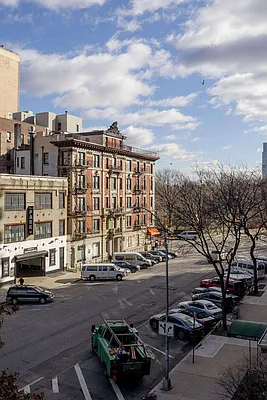 Rented by Reuveni LLC | media 15