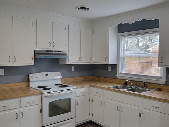 4th image of 3504 Shaun Ct