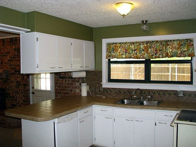 1st image of 3818 High Meadow Dr