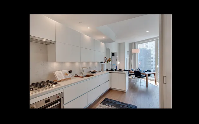 Rented by BLDG | media 16