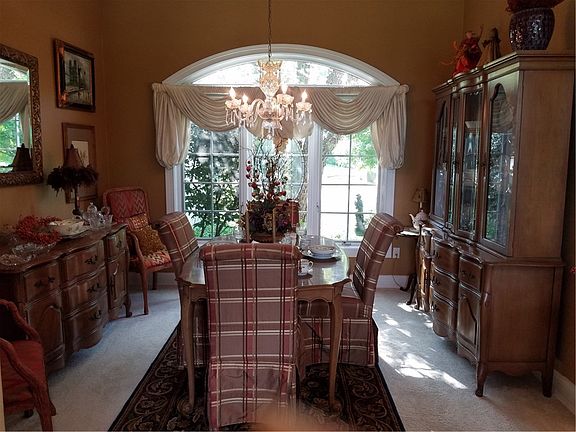 5th image of 7241 Royal Oakland Dr