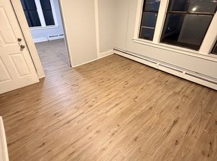 42 Redding St #3W, Hartford, CT 06114