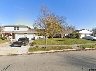 802 Tradewind Dr, Westerville, OH 43081