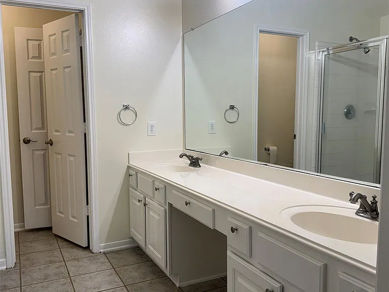 10023 Hickory Trail Ln — Photo 13