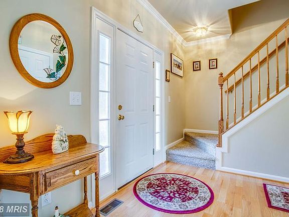 2nd image of 15 Pin Oak Ct