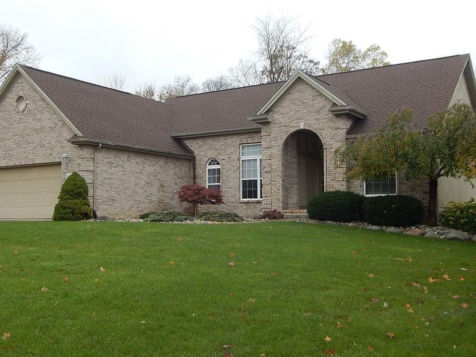 1st image of 444 River Woods Dr