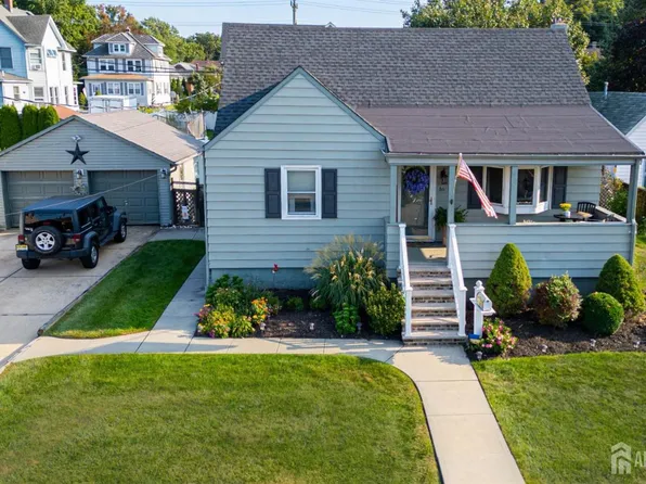 16 1st St, Sayreville, NJ 08872