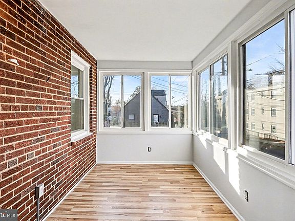2nd image of 3334 10th Pl SE