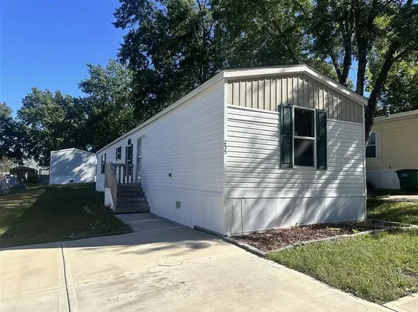 255 Pamela Ave, Belton, MO 64012