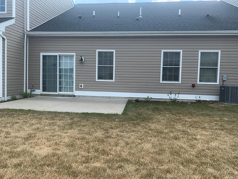 118 Steeplechase Ct — Photo 3