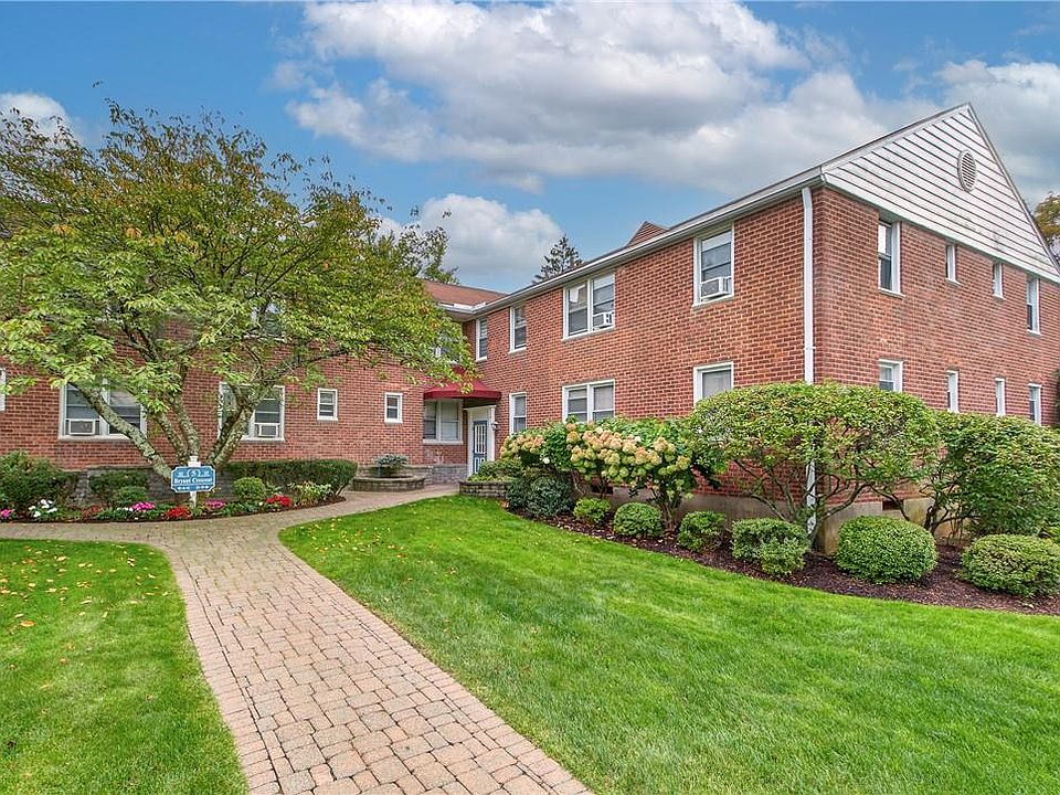 1st image of 5 Bryant Crescent #1K