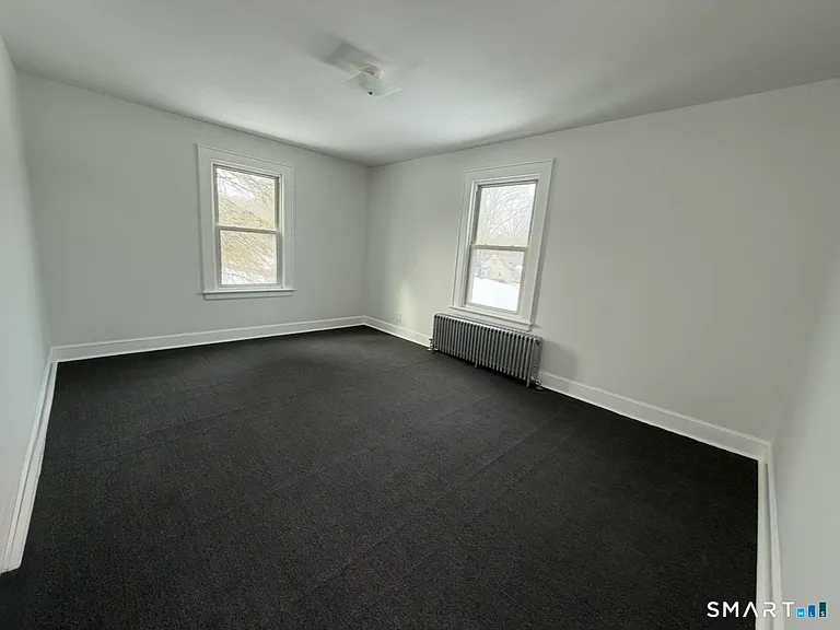 8 Garden St — Photo 9