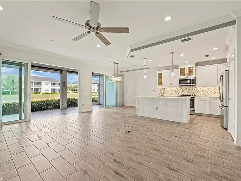 6954 Avalon Cir #703 — Photo 1