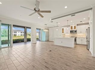 6954 Avalon CIR #703, NAPLES, FL 34112