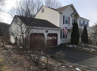163 Woodbine Dr, Cranberry Township, PA 16066