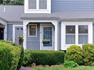 30 Fawn Ridge Ln UNIT 30, Wilton, CT 06897