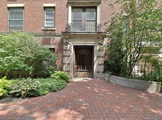 410 Ridge Ave APT 232, Evanston, IL 60202